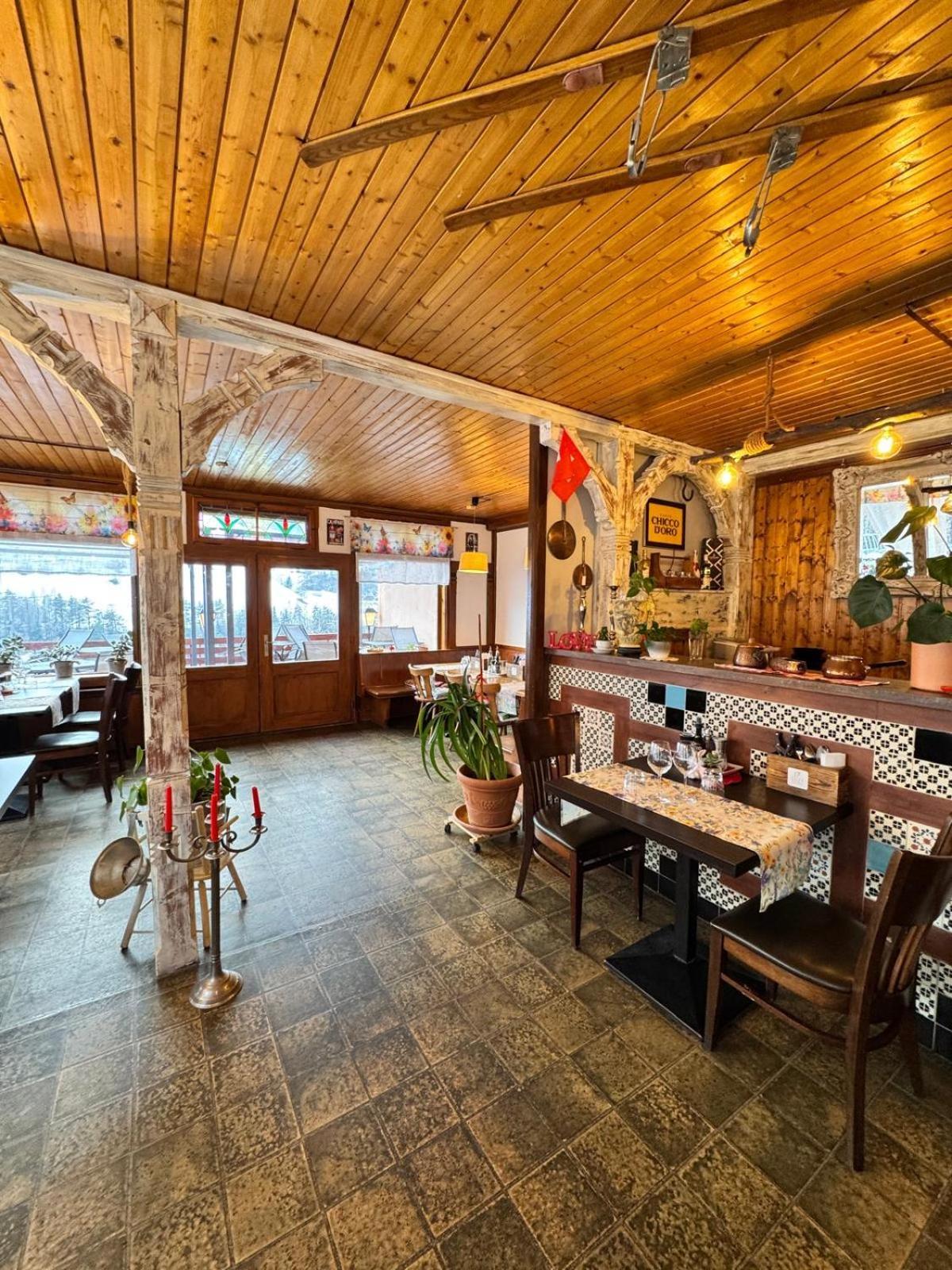Hotel Post Cunter Biancardi 萨沃宁 外观 照片