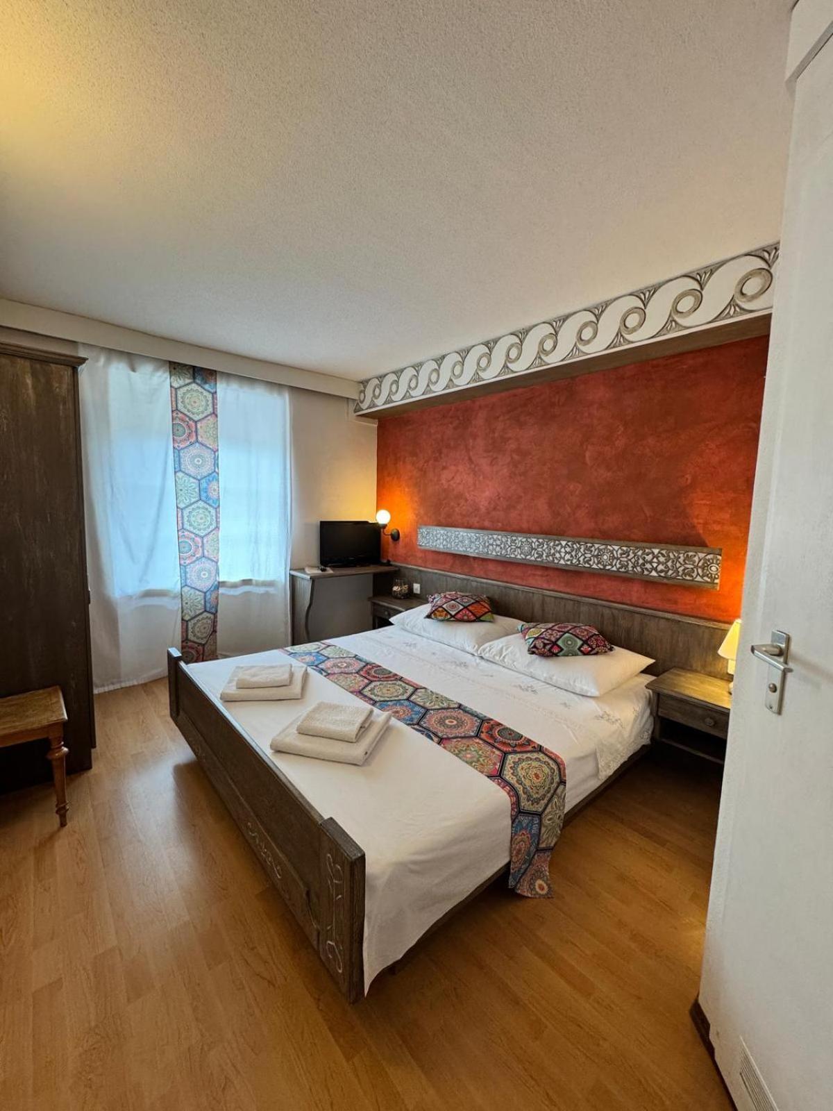 Hotel Post Cunter Biancardi 萨沃宁 外观 照片